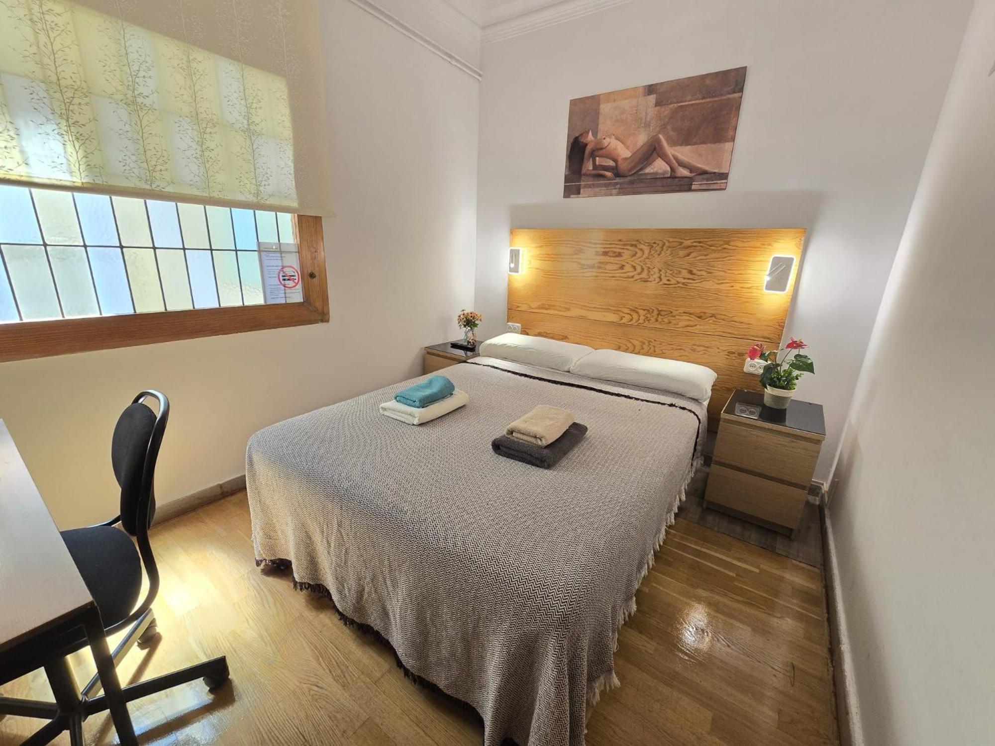 Alojamiento Nuevo Balmes Barcelona Exterior photo