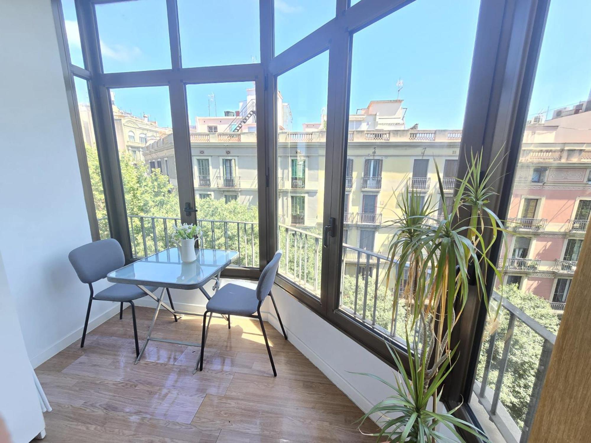 Alojamiento Nuevo Balmes Barcelona Exterior photo