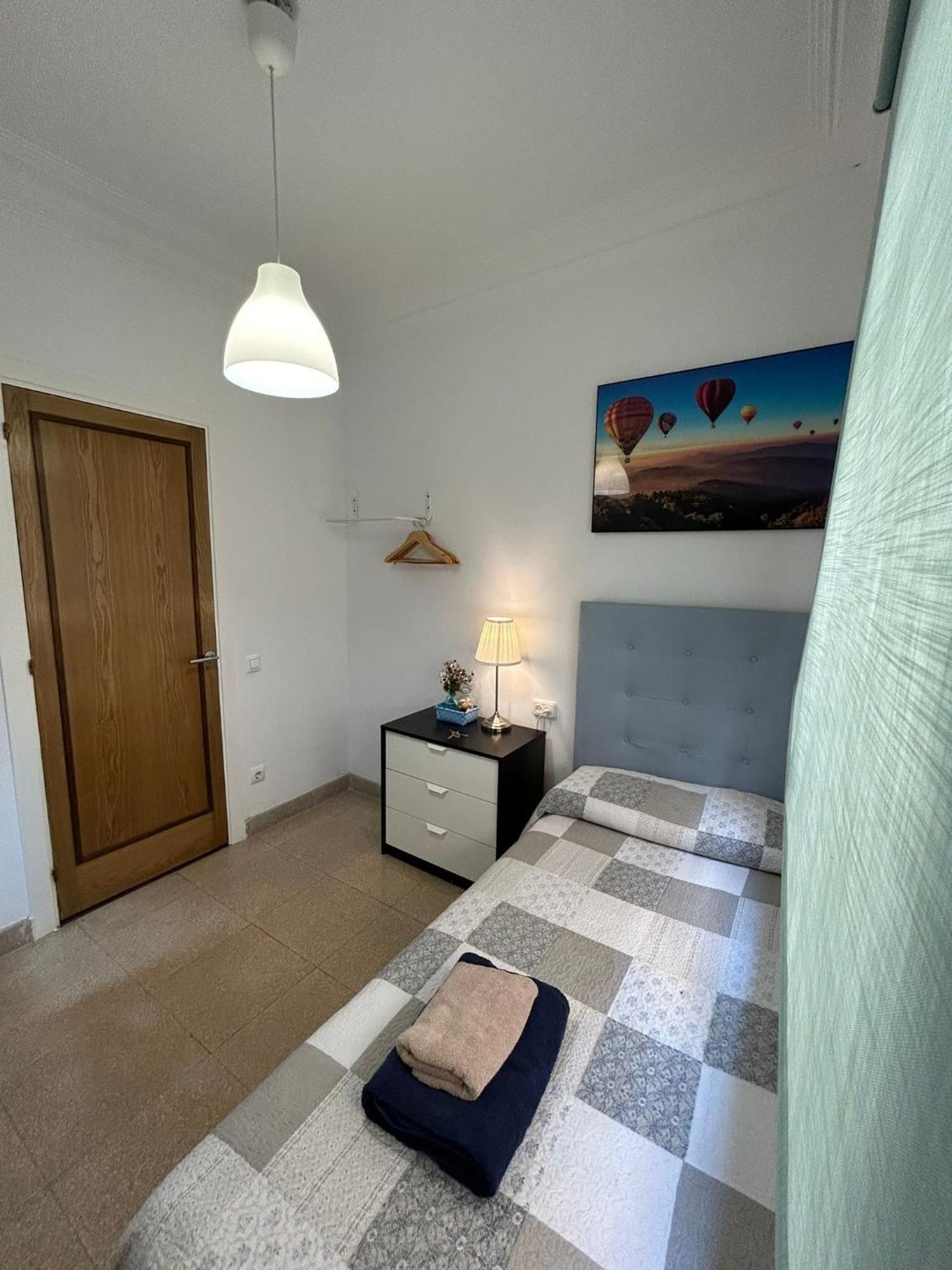 Alojamiento Nuevo Balmes Barcelona Exterior photo