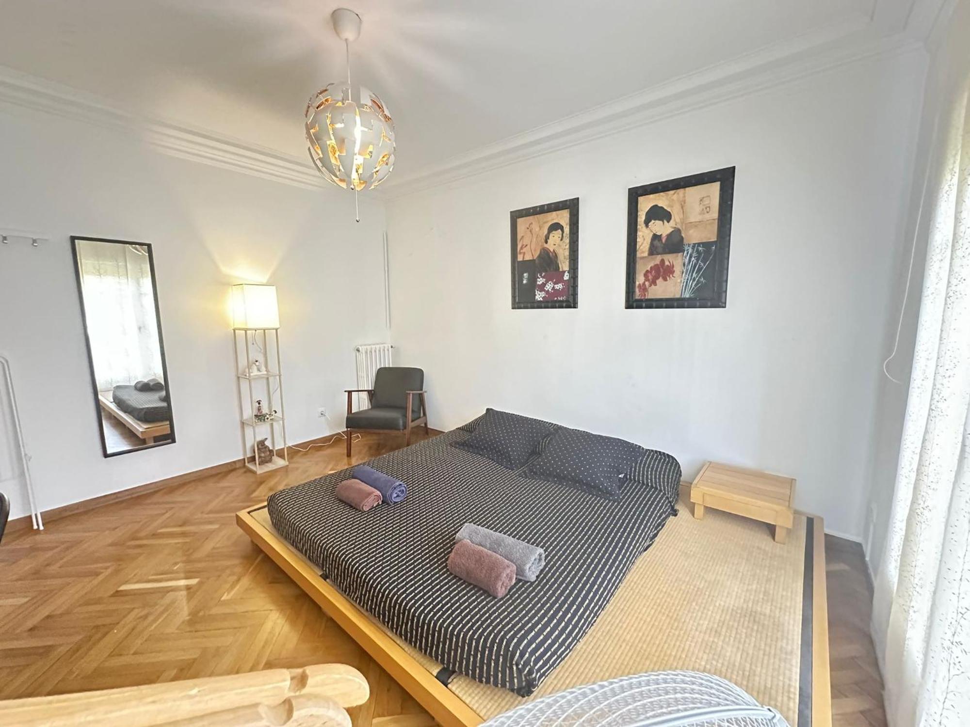 Alojamiento Nuevo Balmes Barcelona Exterior photo